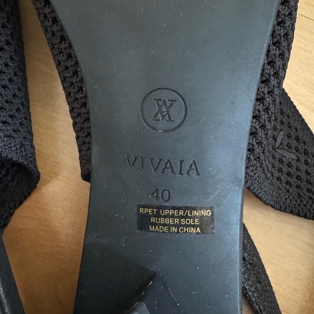 Vivaia pointed toe block heels sz 9 - Picture 7 of 7